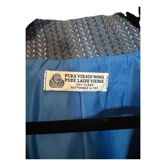 A pretty blazer by Couture Calvanto in size 10 - Picture 3 of 10